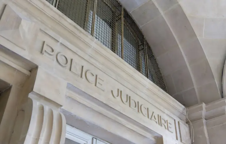 Une Marseillaise écrouée, soupçonnée d’avoir participé au double meurtre d’Ivry-sur-Seine