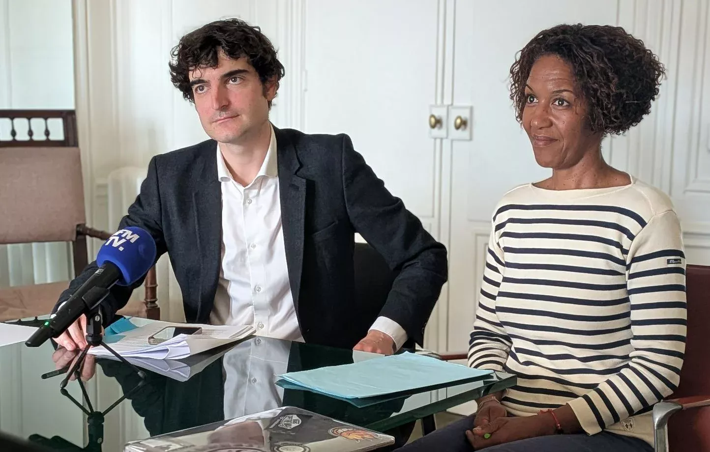 Après des mois d’attaques racistes, la crêpière Joëlle Dambo dépose deux nouvelles plaintes