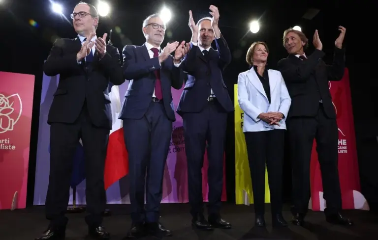 Après sa victoire à la primaire, Glucksmann appelle la gauche à s’unir face à l’extrême droite