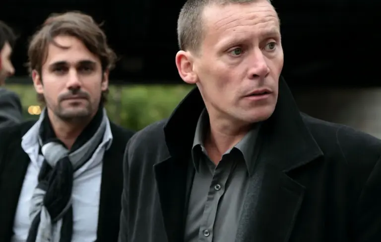 Francis Renaud placé en garde à vue dans le cadre d’une enquête pour viols et violences présumés