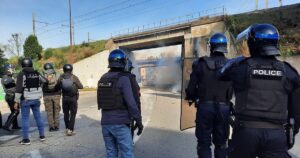 Avignon : relaxe pour trois jeunes accusés de violences policières lors d&rsquo;une manifestation