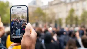 Amendement gouvernemental pour restreindre l&rsquo;usage des réseaux sociaux face aux violences organisées