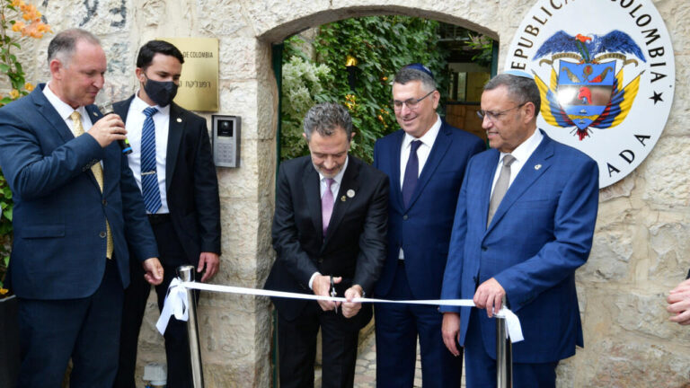 Sous Abelardo de la Espriella, la Colombie inaugure son ambassade à Jérusalem