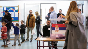 Législatives en Serbie : les étudiants tentent de convertir deux ans de contestation en votes