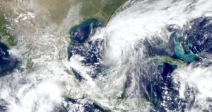 Isaias pourrait apporter vents violents et inondations en Alabama et au nord-ouest de la Floride