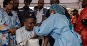Riposte contre Ebola : le CACM ne peut retracer plus de 700 millions de dollars d’aide versée aux ONG