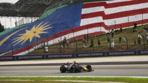 Formule 1 : délocalisé à Sepang, le Grand Prix de Bahreïn garde son identité.