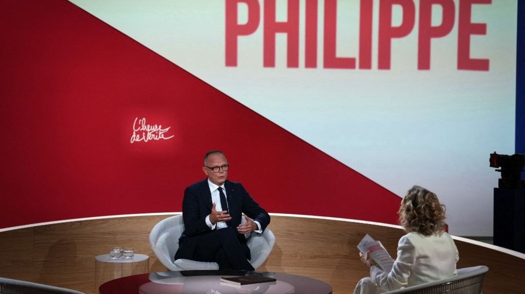 Présidentielle 2027 : Philippe défend les ordonnances, sans trancher sur son référendum sur les retraites