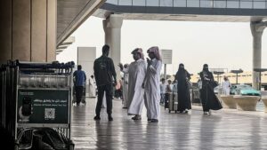 Frappe à l’aéroport de Ryad : 12 morts et 309 blessés, les Houthis accusés par la coalition saoudienne