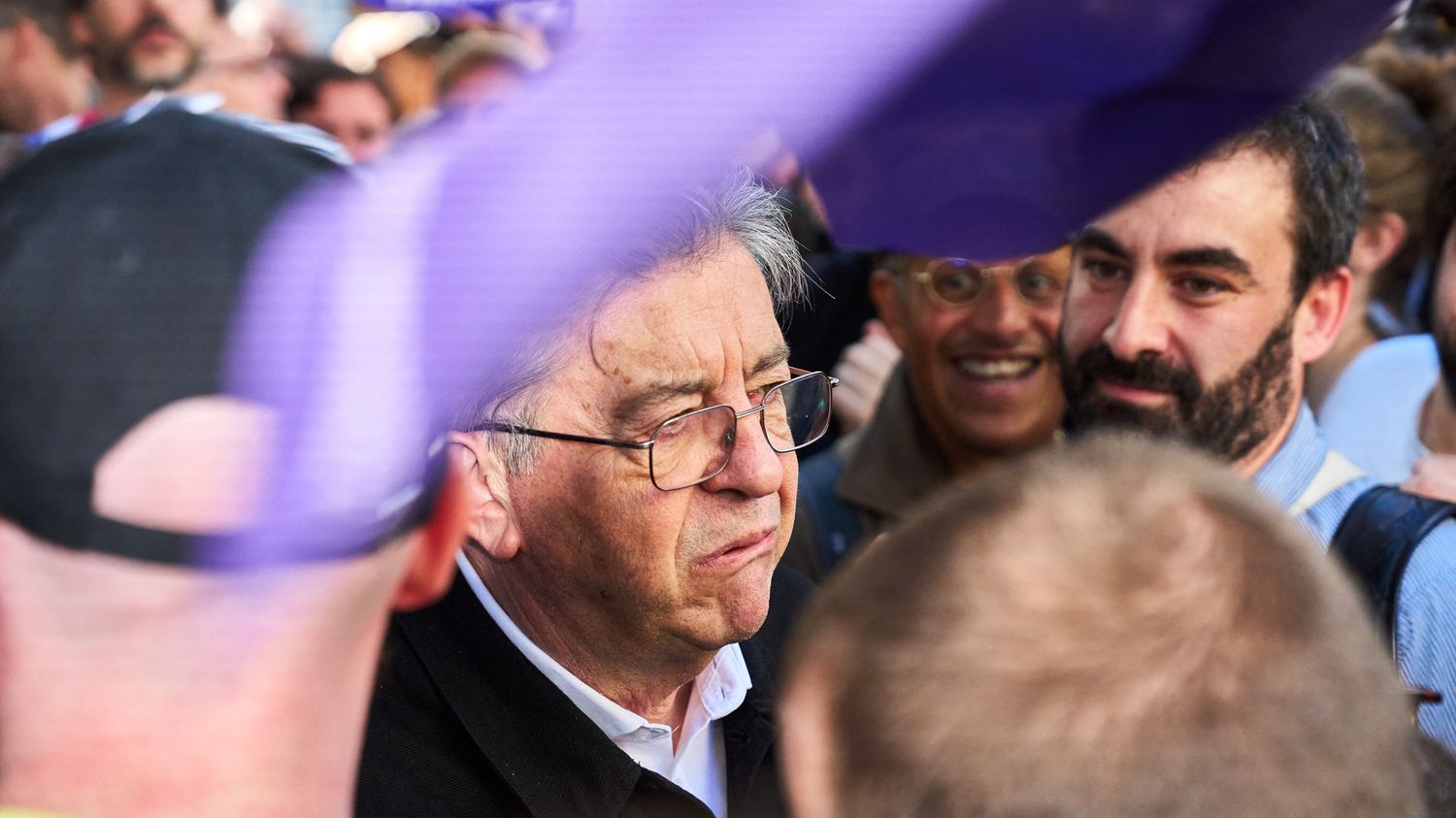 Présidentielle 2027 : Mélenchon veut rebondir sur la colère lycéenne lors de son meeting