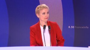 Violences sexistes et sexuelles : Autain dénonce une proposition de loi sans budget nouveau