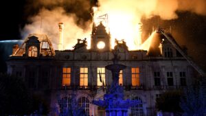 Mairie de Limoges incendiée : la Ville s’organise pour maintenir les services publics