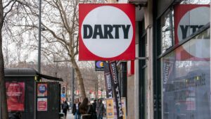 La Commission européenne donne son feu vert à l’offre de Kretinsky pour prendre le contrôle de Fnac Darty