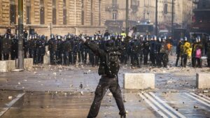 Mobilisation du 17 octobre à Paris : deux décès en marge des manifestations, sans lien causal établi