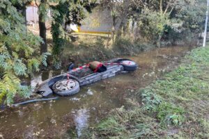 Intempéries à Lançon-Provence : un automobiliste sauvé des inondations après avoir brisé la vitre de sa voiture.