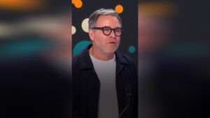 Guillaume de Tonquédec sur scène : un récit poignant sur l&rsquo;amour et la maladie familiale