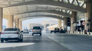 Riyad : missile intercepté selon la coalition, les Houthis revendiquent une attaque sur l’aéroport