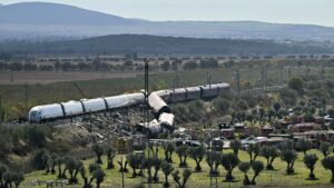 Collision en Espagne : après une panne du LZB, un train Renfe a percuté un train immobilisé