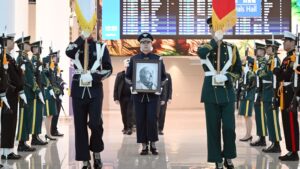 Les cendres de Serge Archambeau, vétéran français, inhumées au mémorial de l’ONU à Busan