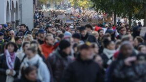 Mobilisation contre la vie chère : 320 000 manifestants recensés en France, des tensions en régions
