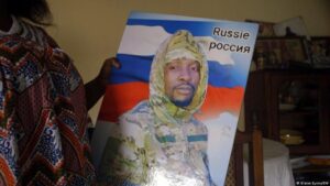 Au Cameroun, des familles réclament des nouvelles de proches qui auraient rejoint l’armée russe
