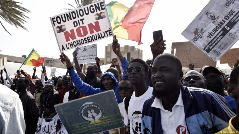 Au Sénégal, HRW et la Raddho recensent 212 arrestations sur de simples soupçons