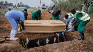 En RDC, Ebola dépasse les 10 000 cas confirmés et approche les 5 000 décès