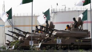 Le Parlement algérien approuve l’envoi de militaires au Niger, une première historique