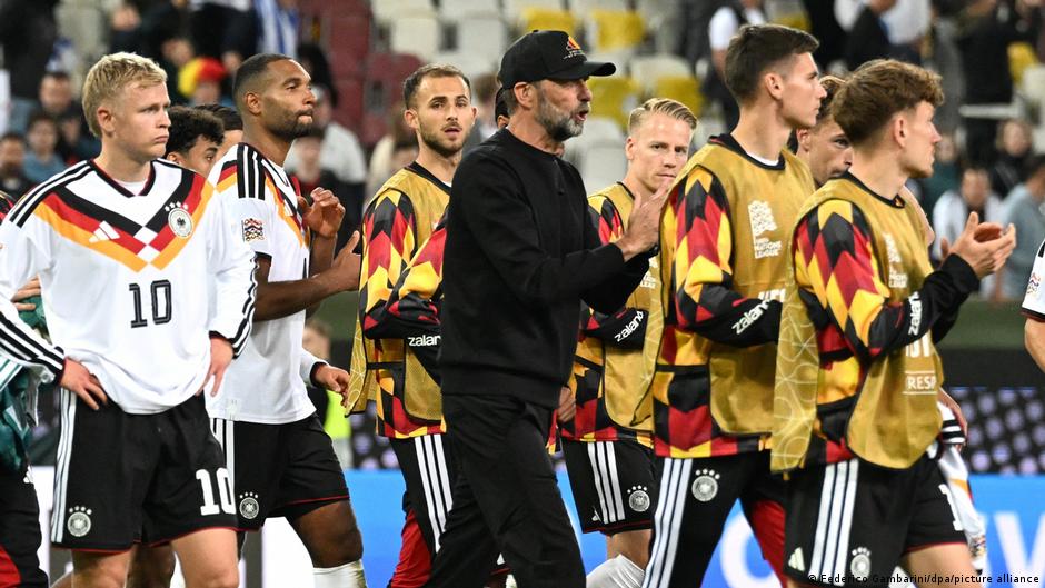 La Grèce accroche l’Allemagne à Thessalonique et confirme après sa victoire à Augsbourg