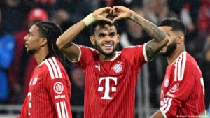 Le Bayern surclasse Leipzig 6-1 et retrouve la tête après les faux pas de Dortmund et Fribourg