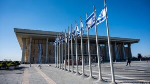 Israël : les législatives ne dégagent pas de majorité pour Netanyahu ni pour Eisenkot