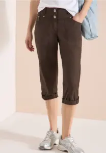 CECIL propose un pantalon 3/4 slim à revers et taille mi-haute dès 59,99 euros