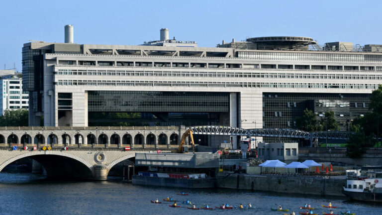 Budget 2027 : Bercy chiffre les aides aux entreprises à 166 milliards d’euros pour 2024, au sens large