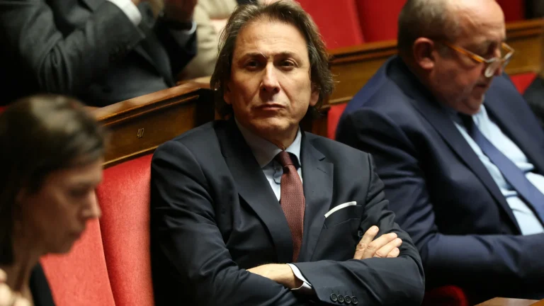 Jérôme Guedj défend un remboursement à 100 % du panier de soins par la Sécurité sociale