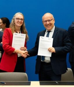 Le BRGM et le British Geological Survey signent un accord de coopération scientifique de trois ans