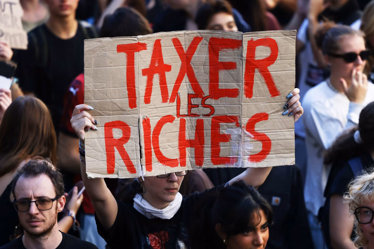 Fiscalité des plus riches : Oxfam attaque l’État au nom de l’égalité devant l’impôt
