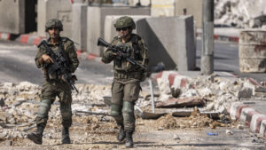 À Hébron, l’armée israélienne déplace jusqu’à 250 familles après une attaque meurtrière
