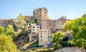 Vescovato, en Haute-Corse, attend le verdict du concours du Village préféré des Français