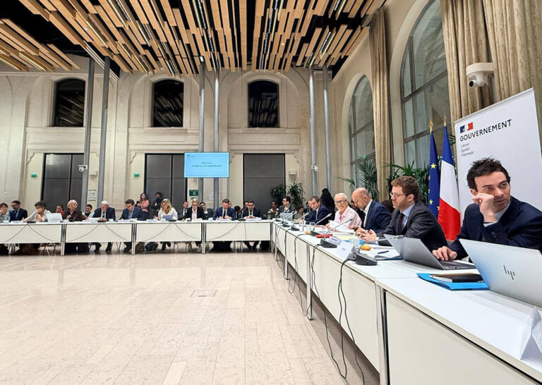 Le projet de budget 2027 prévoit de réduire le FCTVA et d’accroître l’effort des collectivités