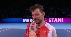Wawrinka triste mais souriant : une carrière marquante se termine à Bâle