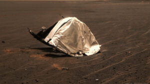 L&rsquo;archéologie des débris spatiaux : enjeux de la gestion des déchets dans le cosmos
