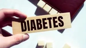 Une étude révèle qu&rsquo;un programme combiné de régime et d&rsquo;exercice permet à 54 % des jeunes adultes en rémission du diabète de type 2 après six mois.