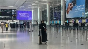 L’aéroport de Riyad frappé par un missile attribué aux Houthis : 12 morts et 309 blessés