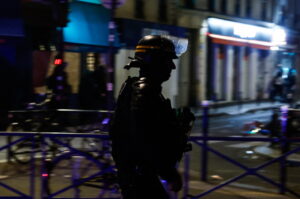 À Paris, le non-respect du couvre-feu peut coûter jusqu’à 750 euros d’amende