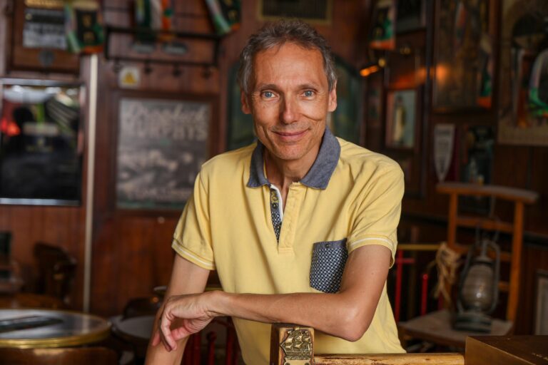 Laurent Gounelle questionne depuis vingt ans l’association entre réussite et compétition