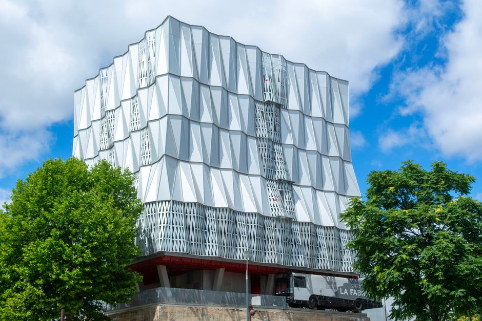 Contemporary facade of La Fabrique in Nantes on a clear day.