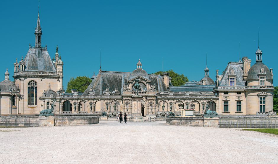 Explore the historic Chantilly Castle, a stunning French Renaissance architectural marvel.