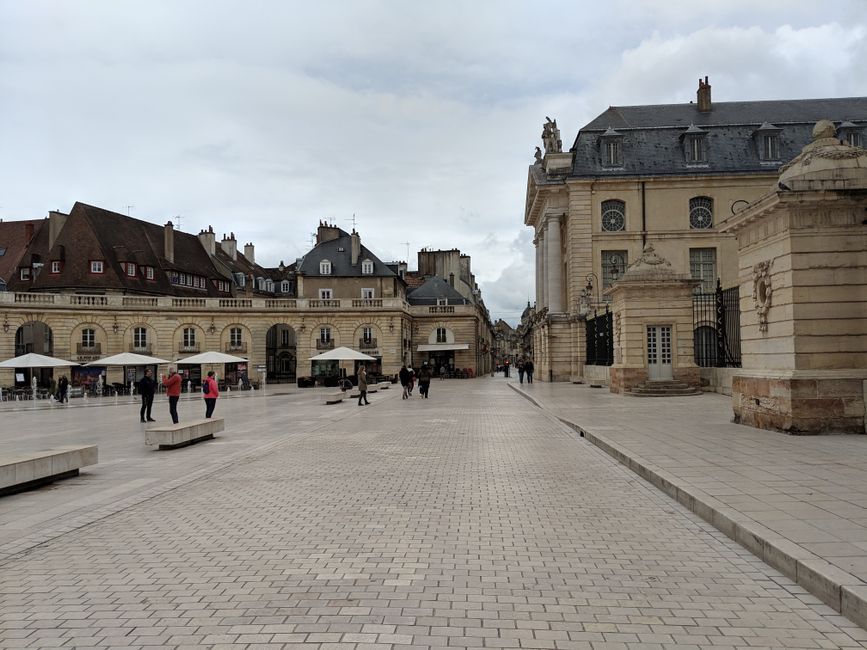 Picturesque view of Place de la Libération in Dijon, France with classic architecture.