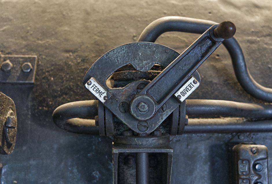 Close-up of a vintage control lever illustrating industrial heritage at Völklinger Hütte.