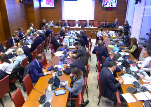 La commission allège les ponctions locales, puis rejette le volet recettes du budget 2027